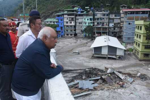 Hon’ble Mr. Justice Biswanath Somadder, Chief Justice, High Court of Sikkim and Patron-in-Chief, Sikkim SLSA visited the affected areas in Singtam and Rangpo and inspected the relief camps on 9th October, 2023